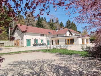 Gîte sur la Baume : notre avis pour anniversaire en Franche-Comté