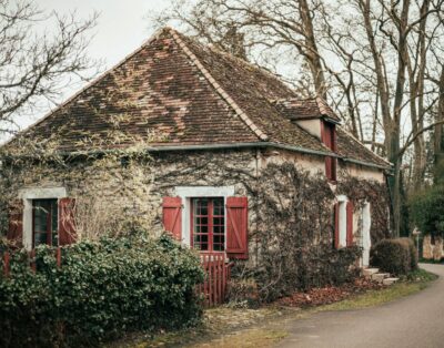 Location villa avec enceintes pour fête en extérieur