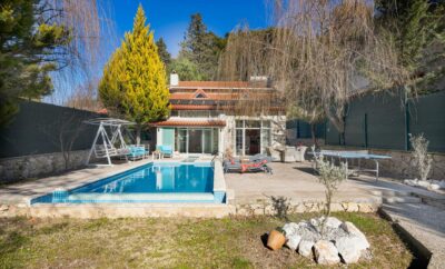 Location villa festive proche Fontainebleau avec piscine