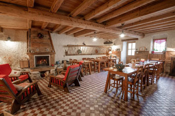 Les Gîtes de la Diligence à Valcenis : avis fête privée